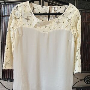 LC Lauren Conrad Cream Lace Blouse - Medium